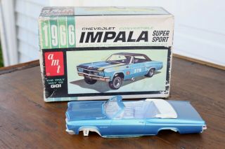 Vintage Amt 1966 Chevy Impala Sport Plastic Model Kit 1/25 Toy Old