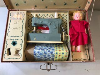 Vtg Little Miss Seamstress Hasbro & Toy Necchi Sewing Machine Set Box 2