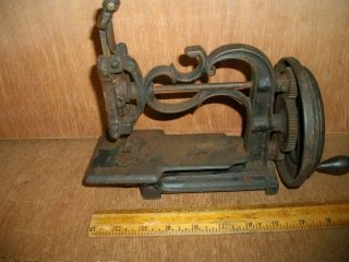 V144 Antique Cast Iron Hand Turned Sewing Machine Parts Or Restore