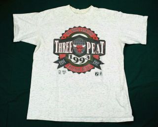 True Vintage Chicago Bulls Three Peat Nba World Champions T Shirt Size Xl