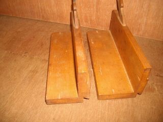 V60 Antique Set Of 2 Molding Planes With Factory Guides Skid Plates