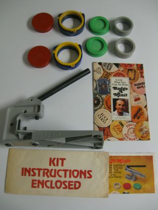 Vintage Badge - A - Minit Badge/button Making Kit - Complete Set,  2 1/4 "