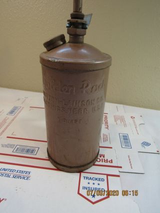 Vintage Golden Rod Dutton - Lainson 1 Quart Oil Can Oiler 10.  5 