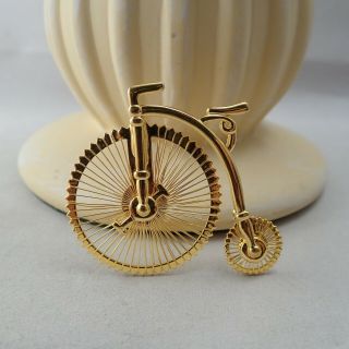 Vintage Gold Tone Wire Old Fashioned Timey Bicycle Pin Brooch By Monet