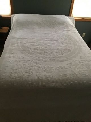 Vintage Bates Chenille Bedspread W/fringe White Star & Floral Design Full Size