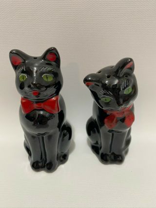 Vintage Halloween Black Cat Ceramic Salt & Pepper Shakers 4 " Tall W/ Corks Red