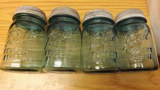 (4) Vintage Pint Aqua Blue Perfect Mason Canning Jars With Zink Lids