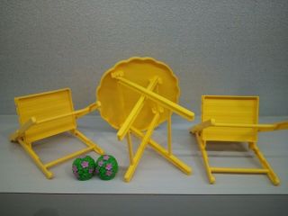 Vintage Barbie Yellow Folding Picnic Patio Table & Chairs 3