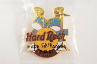 Vintage Old Stock Hard Rock Cafe Lapel/hat Pin Aspen,  Colorado Blue Drum Set