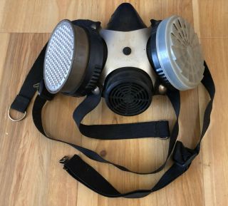 Vintage Respirator Msa Comfo M1 - C1 Size M Supple Rubber No Cracking 100 Useable