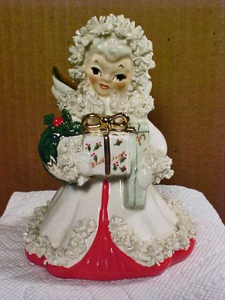 Vintage Napco Spaghetti Trim Christmas Angel Figurine,  Wreath & Presents S116b