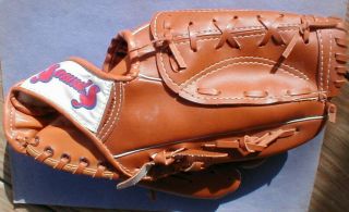 1980 Nashville Sounds Vintage Minor League Baseball Glove Mitt York Yankees