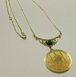 Vintage Sarah Coventry Gold Tone Necklace With Locket Green Stone Cabachon 290