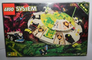 Vintage Lego System 6975 Ufo Space Alien Avenger Complete Instructions And Box.
