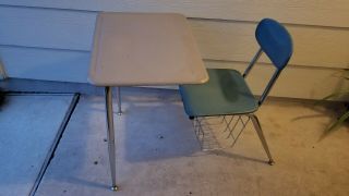 Student Vintage Metal Frame Full Size School Desk Chair