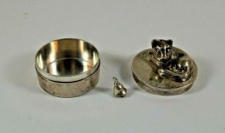 Heavy Vintage Solid Sterling Silver Pill Box With Cat And Bell Collar 66 Grams