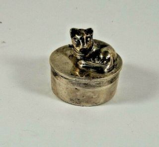Heavy Vintage Solid Sterling Silver Pill Box with Cat and Bell Collar 66 Grams 3