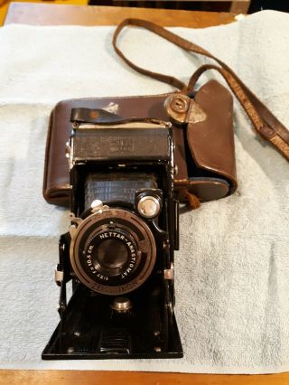Vintage Camera Zeiss Ikon Nettar Anastigmat With Case