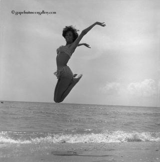 Bunny Yeager Action Pinup Camera Negative Leaping Pretty Brunette Bikini Model