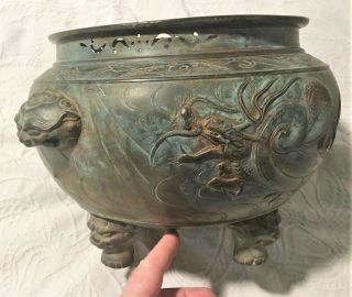 Large Antique CHINESE BRONZE CENSER DRAGON INCENSE BURNER Qing vase pot 2
