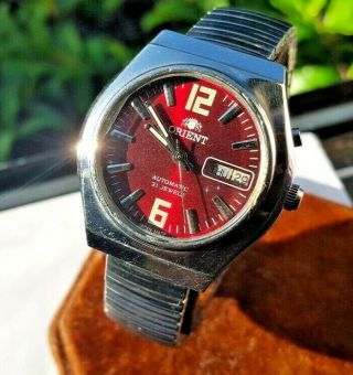 Vintage Orient Mens Watch Mech Automatic Day Date - Red Dial - Stretch Band