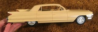 Jo - Han 1961 Cadillac Fleetwood Built Model Car - -