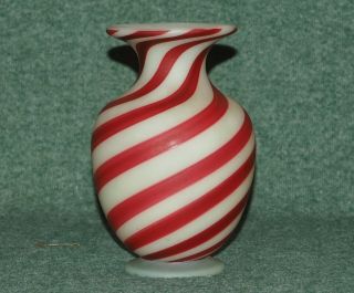 Antique Red And White Candy Stripe Swirl Opalescent Satin Glass Vase