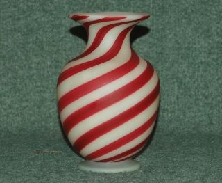 Antique red and white candy stripe swirl opalescent satin glass vase 2