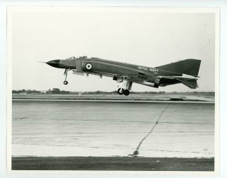 Photograph Of Mcdonnell Douglas F - 4 Yf - 4k Phantom Xt595 - 1st Royal Navy 1966