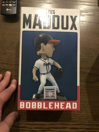 Greg Maddux Braves Bobble Bobblehead Collectible W/box National Baseball Hof
