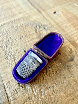 Antique Hallmarked Sterling Silver Thimble In Vintage Leather Thimble Case.