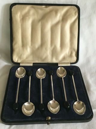 Antique Art Deco Sterling Silver Walker & Hall 6 Spoons Cased Sheffield 1931