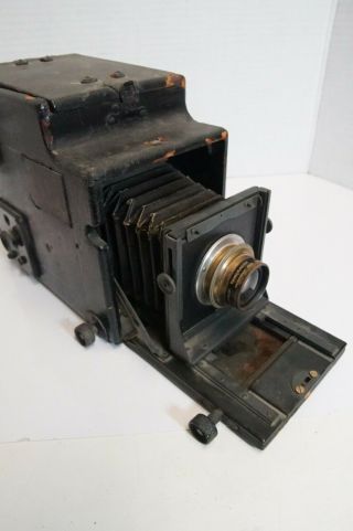 (s) Antique R.  B.  Auto Graflex Camera - Serial 180565