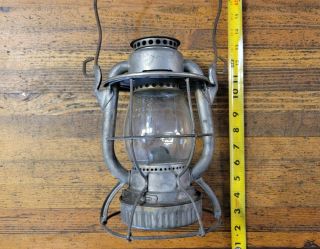 Antique Tools Dietz Vesta Oil Kerosene Railroad Lantern W/orig.  Glass Globe ☆usa