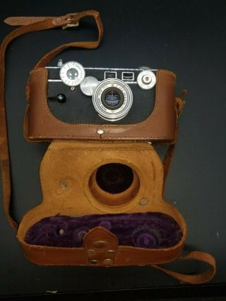 Vintage Argus C3 35mm Camera With F/3.  5 50mm Cintar Lens With Case