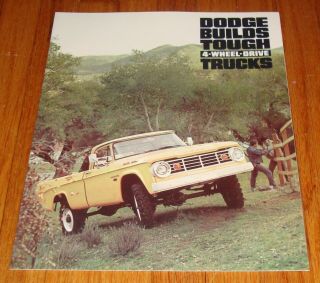 1967 Dodge 4 Wheel Drive Truck Sales Brochure W100 W200 Power Wagon