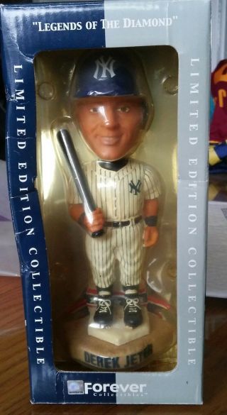 Derek Jeter York Yankees Bobblehead - Forever Collectibles - Limited Edition