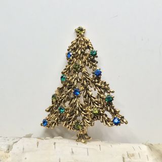 Vintage Goldtone Christmas Tree Pin Brooch With Rhinestone Ornaments Signed Hedy
