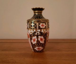 Very Rare Antique Royal Crown Derby - Imari 6299 Pattern - " Vase " - C.  1905.