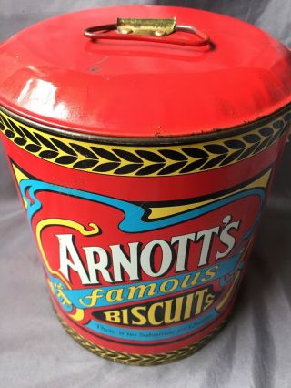 ARNOTT’S FAMOUS BISCUITS 450g TIN RED vintage retro ADVERTISING storage Handle 2