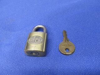 Vintage Elgin Small Padlock Lock,  Key 3