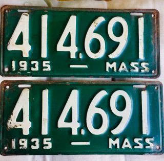 1935 Massachusetts License Plates - Paint -