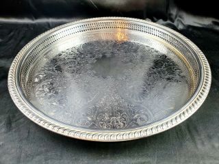 Beautifully Polished Vtg 15 Inches Wm.  Rogers Round Tray Silver Plated Service