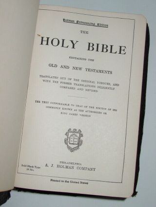 Vintage Holman Self Pronouncing Holy Bible Old And Testaments