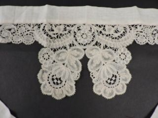 HAND MADE ANTIQUE 19TH C DUCHESS LACE COLLAR AND CUFF DRESS SET 3