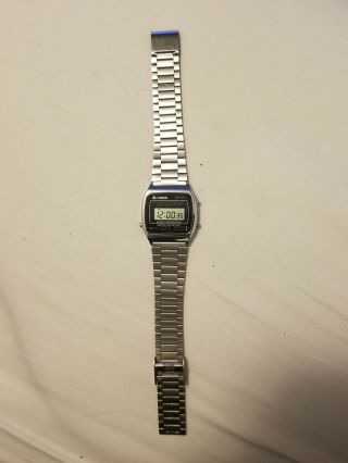 Vintage Lorus Y799 - 4310 Alarm Chronograph Digital Watch