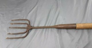 Primitive Antique 6 - Inch / 5 - Tine River Ice Fish Fishing Spear 5.  5 Feet Long