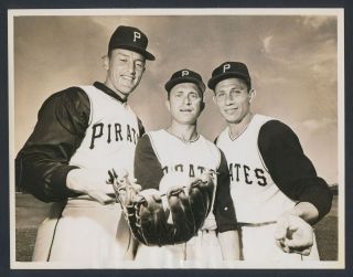 1960 " Pittsburgh Pirates World Champion Pitchers " Vintage Photo