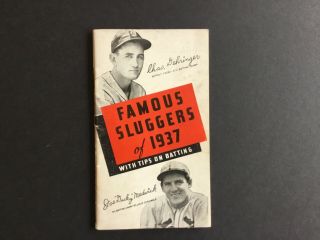 1937 Louisville Slugger Famous Slugger Yearbook (joe Medwick Cover)