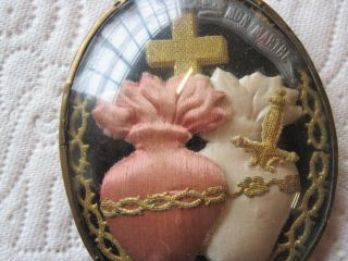 ANTIQUE EX VOTO OFF THE SACRED HEART UNDER DOMED GLASS/ FRENCH RELIQUARY 2